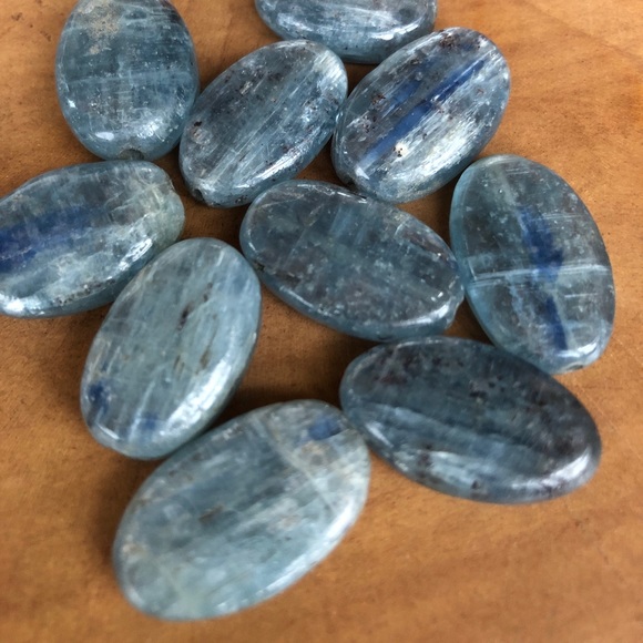 Genuine Blue kyanite stone for jewelry crafting ✨ - Picture 2 of 3